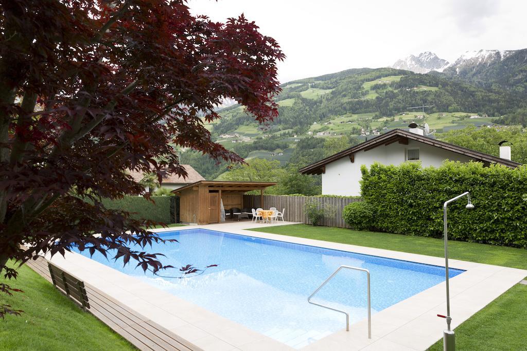 Ferienwohnungen Haus Christine Rifiano Exterior foto